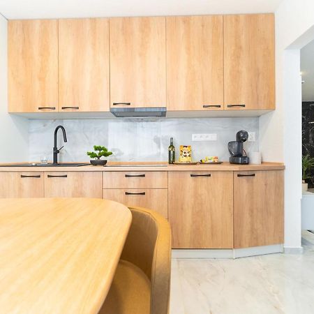 Apartman Discreet Kysucke Nove Mesto エクステリア 写真