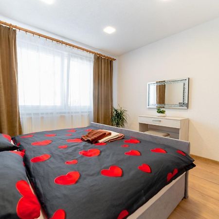 Apartman Discreet Kysucke Nove Mesto エクステリア 写真