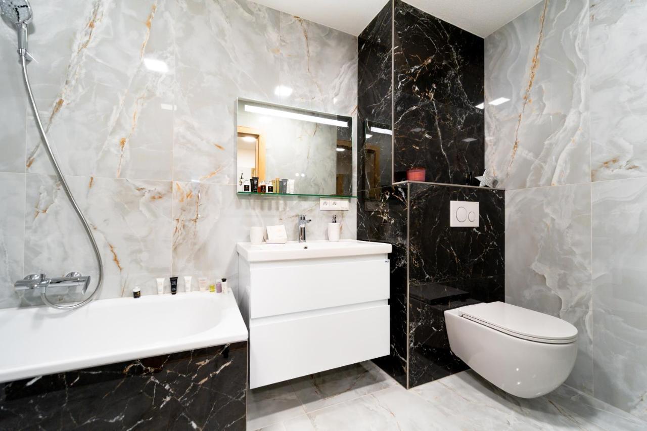 Apartman Discreet Kysucke Nove Mesto エクステリア 写真