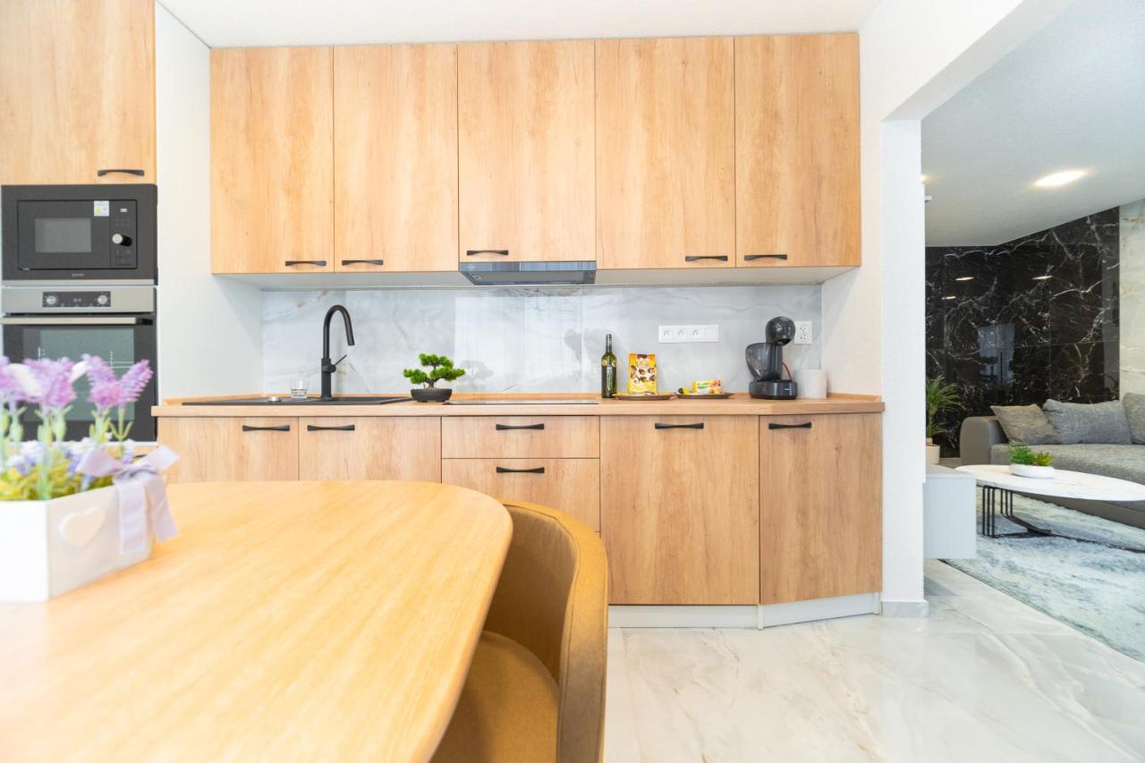 Apartman Discreet Kysucke Nove Mesto エクステリア 写真
